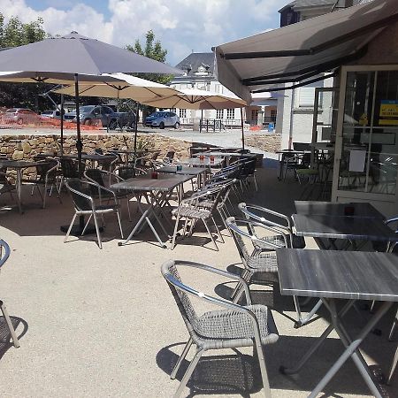 Logis Hotel Restaurant L'Oustal Naves  Exterior foto